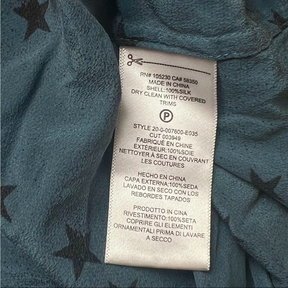 EQUIPMENT FEMME Teal Silk Star Print Long Sleeve Button Up Signature Blouse M - Picture 16 of 16